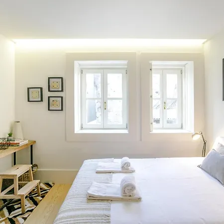 Appartamento Lovelystay - Taipas Studio With Ac Oporto